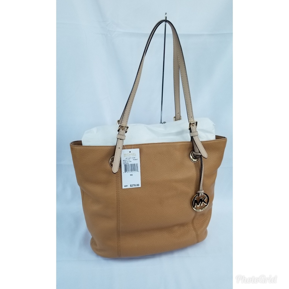 NWT Michael Kors Jet Set Item Large Leather Tote